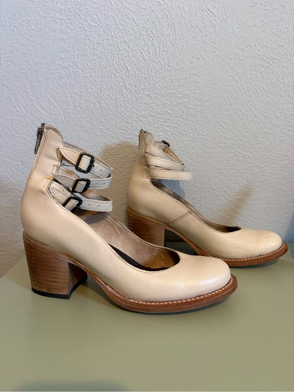 Freebird Randi, Cream, Size 7 - Picture 5 of 6